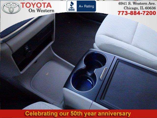 Toyota Sienna 2017 photo 19